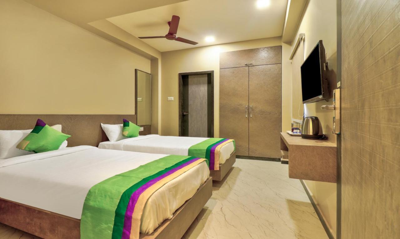 Treebo Sriz Cozy Seethamadhara Visakhapatnam Dış mekan fotoğraf