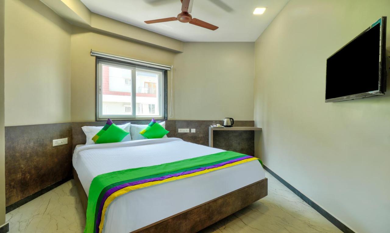 Treebo Sriz Cozy Seethamadhara Visakhapatnam Dış mekan fotoğraf